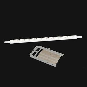 インサート成形品